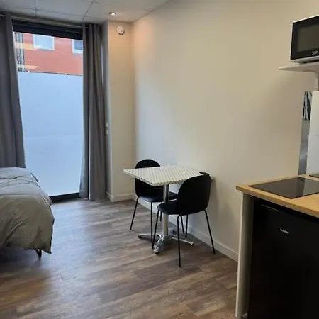 Centre-ville Apartment *